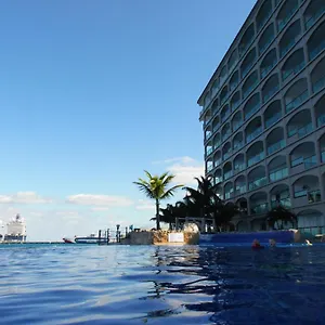  Apartahotel El Cantil México